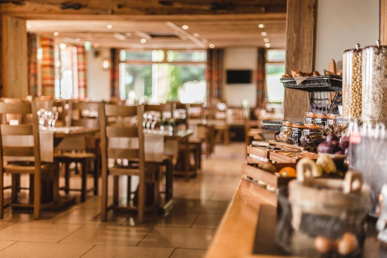 Hotel-Restaurant Bois Joly Crozet Zewnętrze zdjęcie